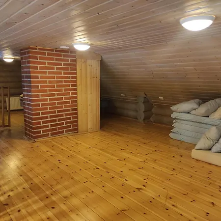 Kalliorinteen Moekit Kalliopirtti *