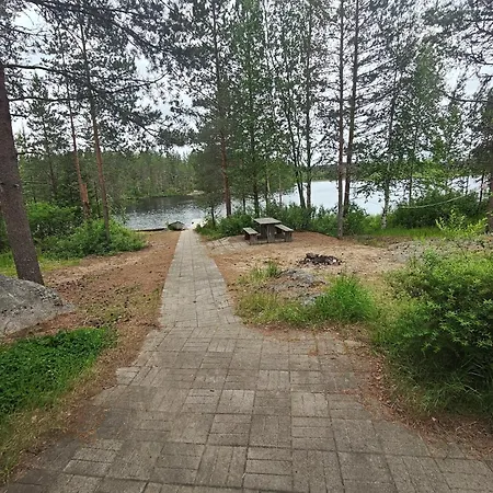 Kalliorinteen Moekit Kalliopirtti *