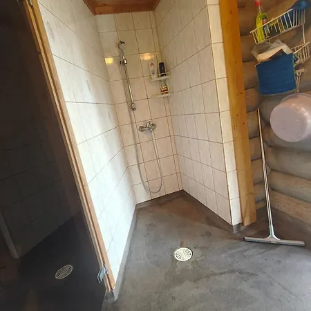 Alpehytte Kalliorinteen Moekit Kalliopirtti *