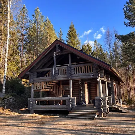 Kalliorinteen Moekit Kalliopirtti 木屋 Töysä