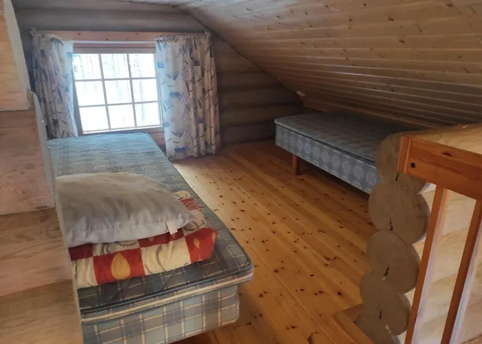 Шале Kalliorinteen Moekit Kalliopirtti Тёуся