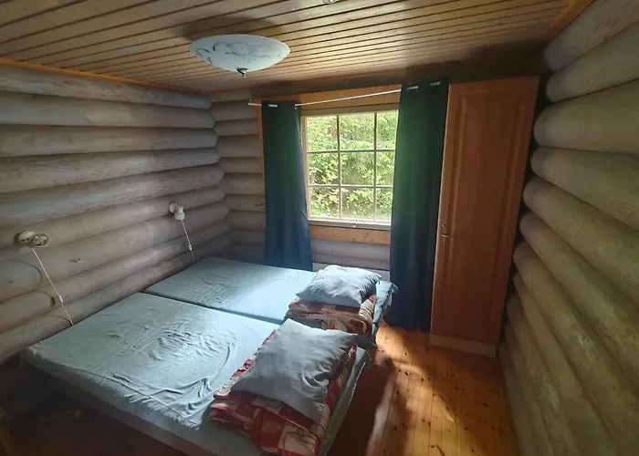 Kalliorinteen Moekit Kalliopirtti Тёуся